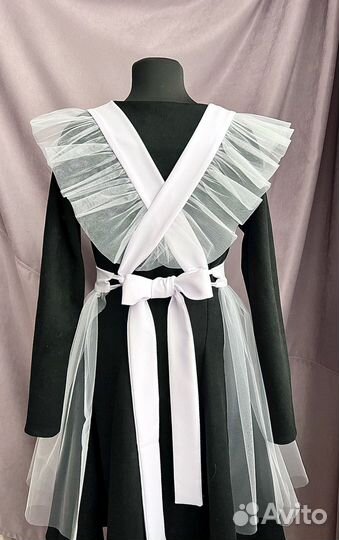 Школьный фартук