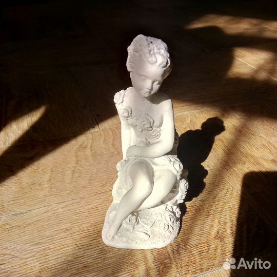 Девушка в розах