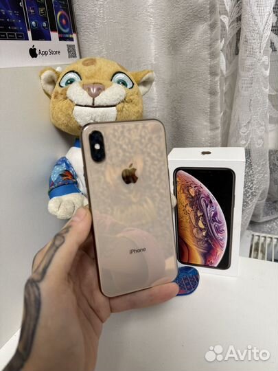 iPhone Xs, 64 ГБ