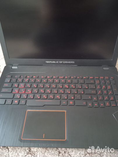 Игровой ноутбук asus rog strix