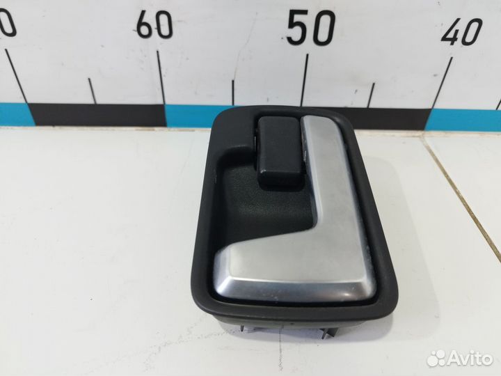 Ручка двери задней внутренняя правая Discovery III