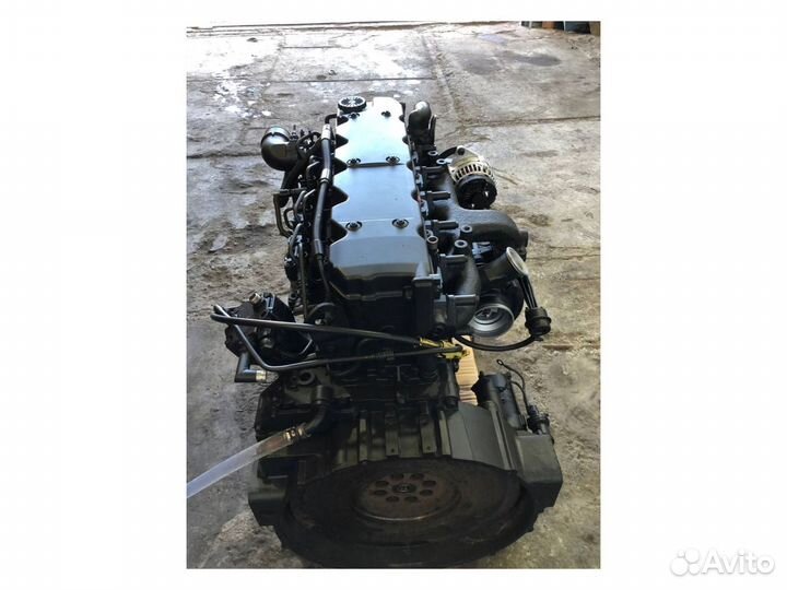 Двигатель Cummins 6isbe