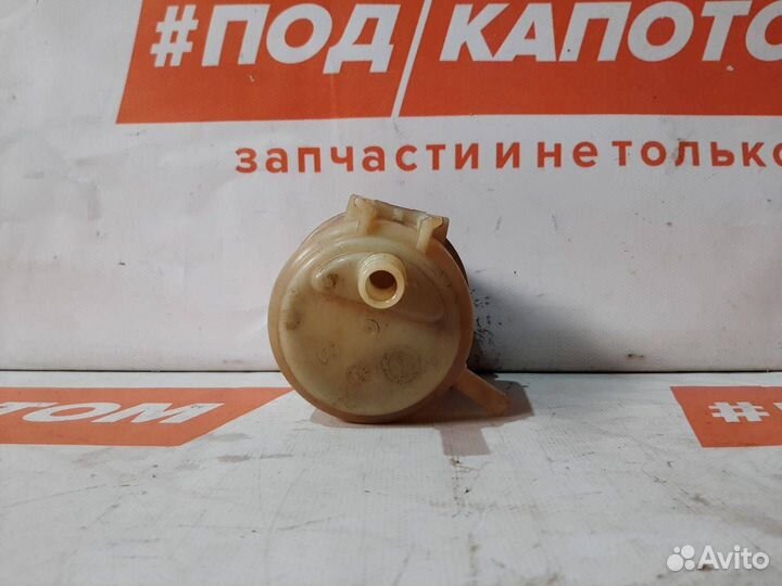 Бачок гур Suzuki Grand Vitara 2 рест. 2008 60N8