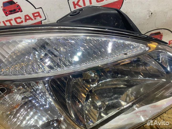 Фара правая Kia Rio 2