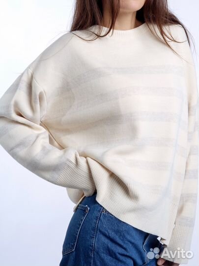 Свитер женский оверсайз в полоску