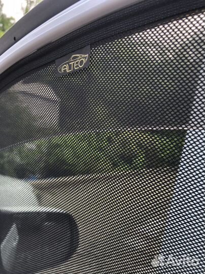 Шторки Toyota Noah ZRR70