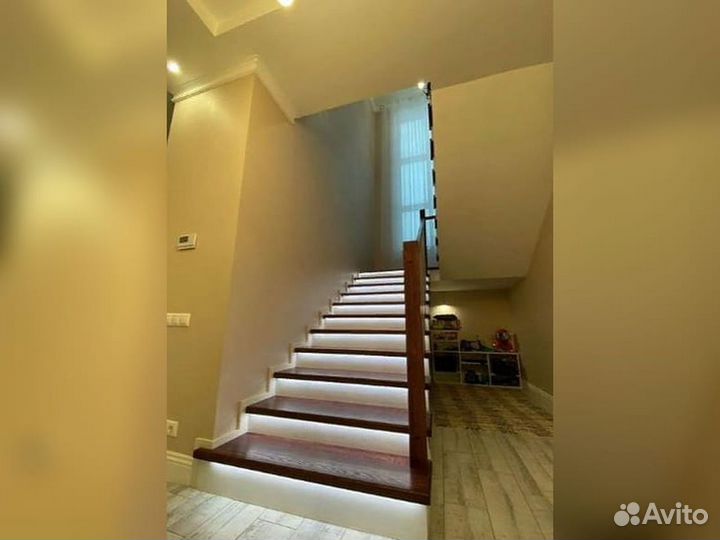 Ступени для лестниц и другие комплектующие К