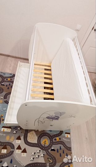 Детская кроватка