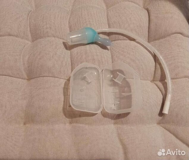 Аспиратор детский с отводной трубочкой pigeon