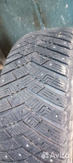 Goodyear Ultragrip Ice Arctic 225/60 R17