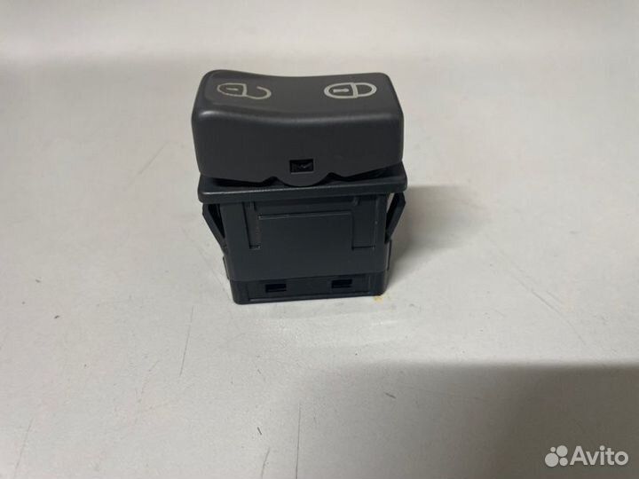 Кнопка многофункциональная Volvo Fl 240 7.1 2007