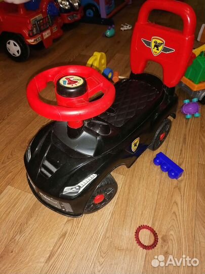 Машинка-каталка