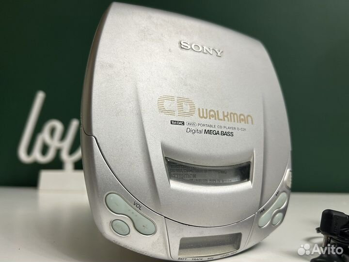 CD плеер Sony Walkman D-C21