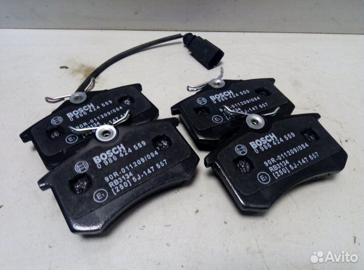 Колодки дисковые задние Volkswagen Sharan