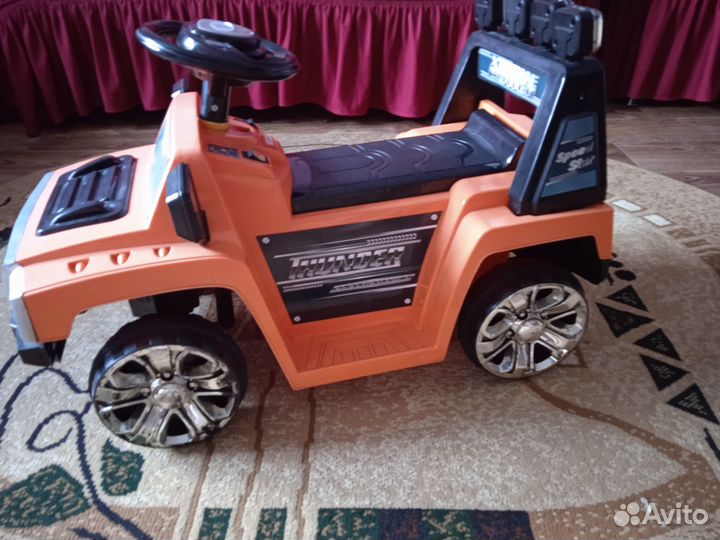 Детский электромобиль
