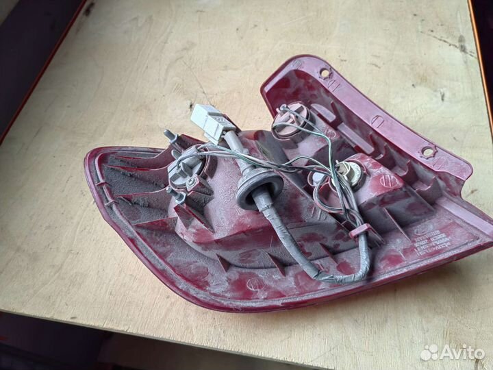 Фонарь задний правый Hyundai Gerz