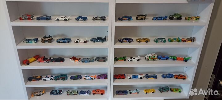 Машинки хотвилс набор