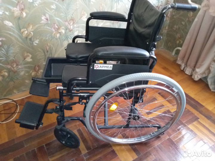Кресло-коляска инвалидная с туалетом