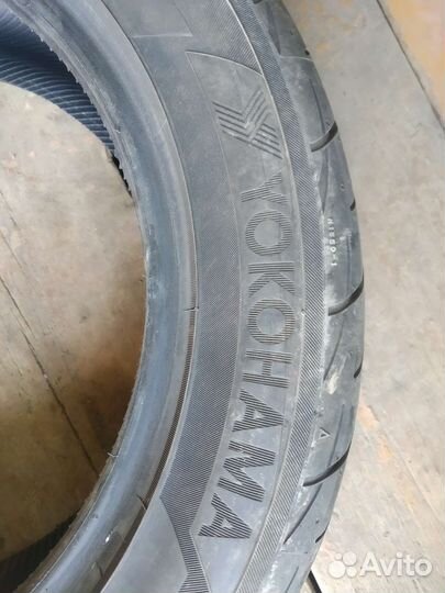 Yokohama Advan Fleva V701 195/55 R15 85V