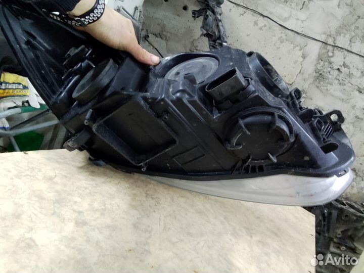 Фара на ford focus 3