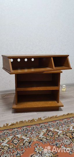 Тумбочка под телевизор