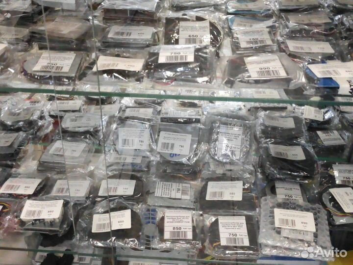 Кулер (вентилятор) для ноутбуков Много