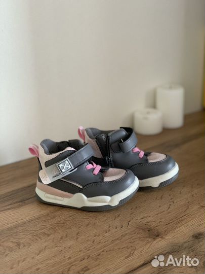 Кроссовки детские для девочек