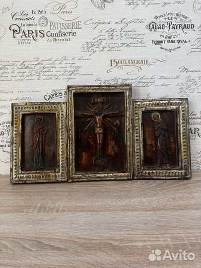 Старинная деревянная икона 17 век