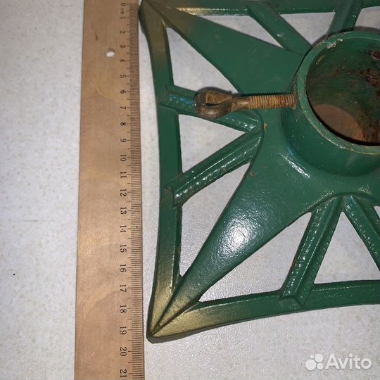 Чугунные подставки под елку.Германия