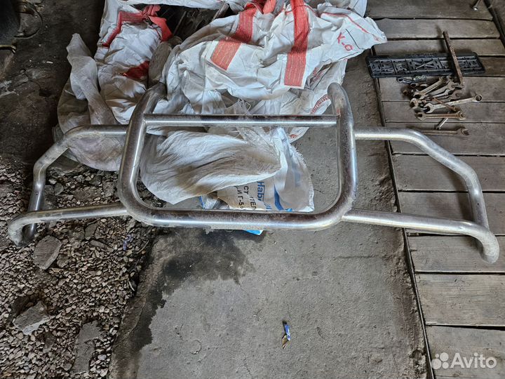 Кенгурятник на Mitsubishi pajero