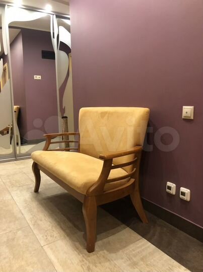 3-к. квартира, 100 м², 1/8 эт.