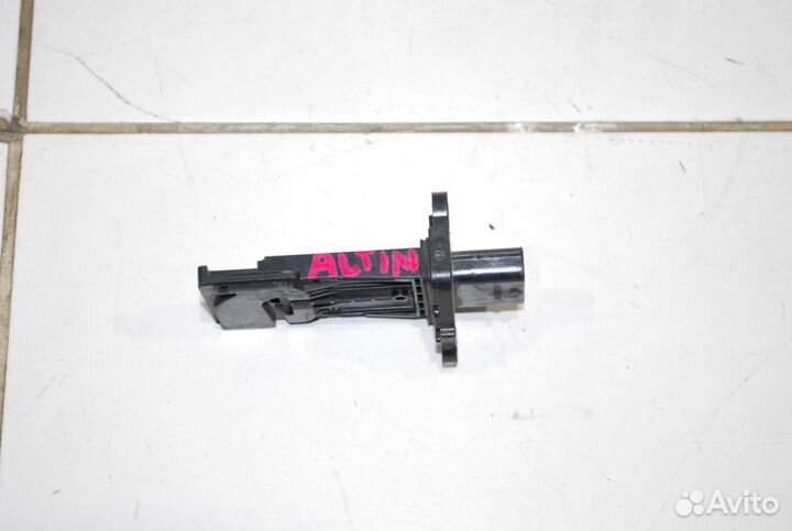 Датчик массового расхода воздуха Nissan Teana L33