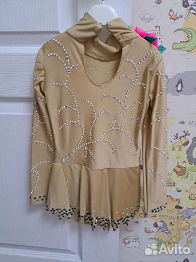 Продаю купальник для художественной гимнастики