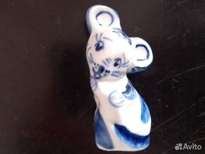 Статуэтки- мышки, зайчик, дракончик,девочка 