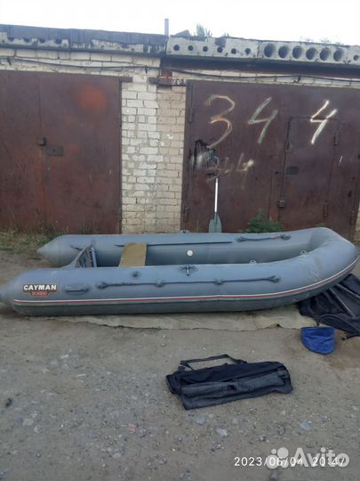 Надувная лодка