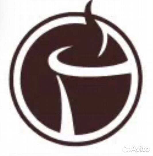 Официант бизнес-зала