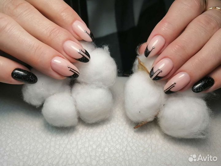 Маникюр, педикюр, шугаринг