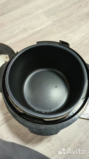 Мультиварка-скороварка Redmond RMC-M4504