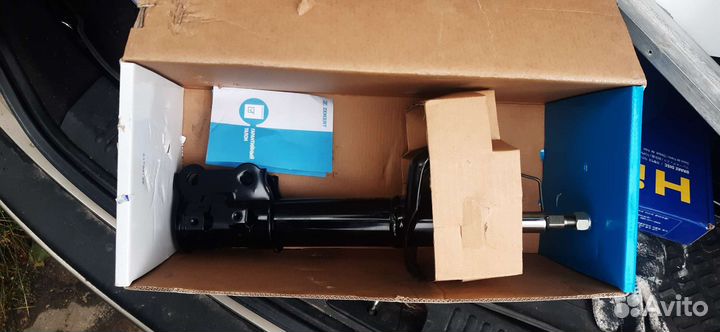 Передние стойки амортизатора kia ceed Ed