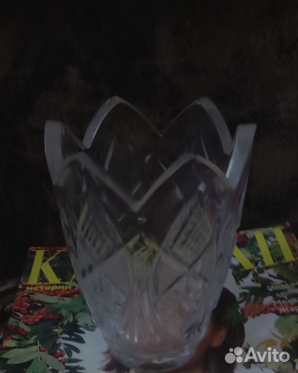 Хрустальная ваза