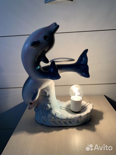 Светильник настольный