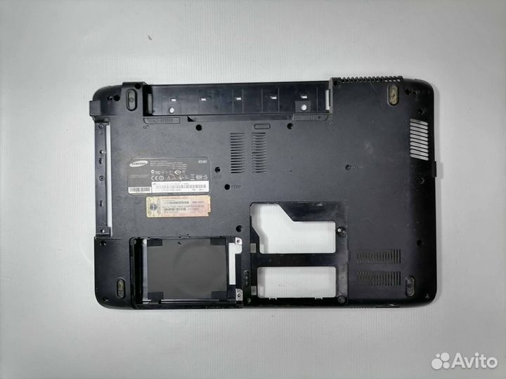 Поддон для Samsung R540