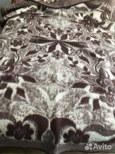 Одеяло шерстяное 1,5 спальное