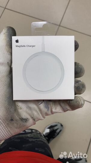 Беспроводная зарядка для iPhone