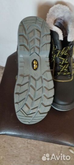 Мужская обувь размер 45