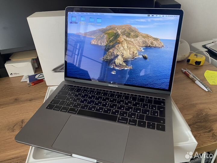 Apple MacBook pro 13 2017 8 gb