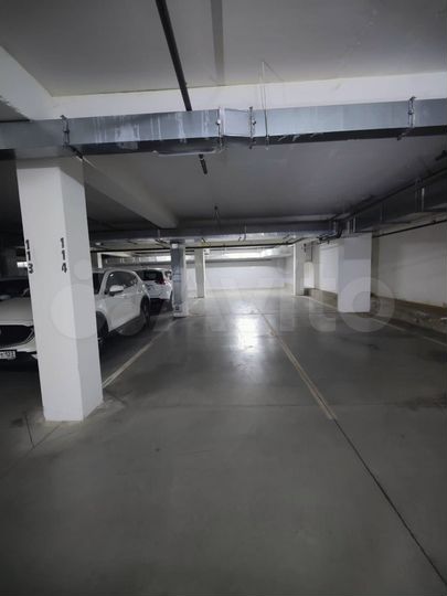 Машиноместо, 18 м²