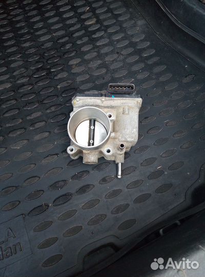 Дроссельная заслонка Toyota corolla е150