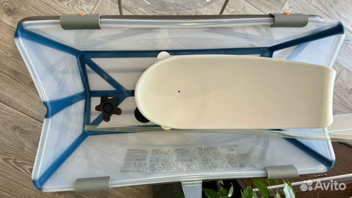 Stokke Ванночка Flexi Bath на подставке с горкой