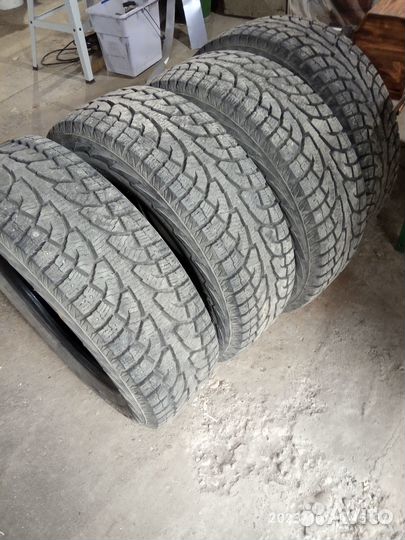 Hankook I'Pike RW11 235/65 R17